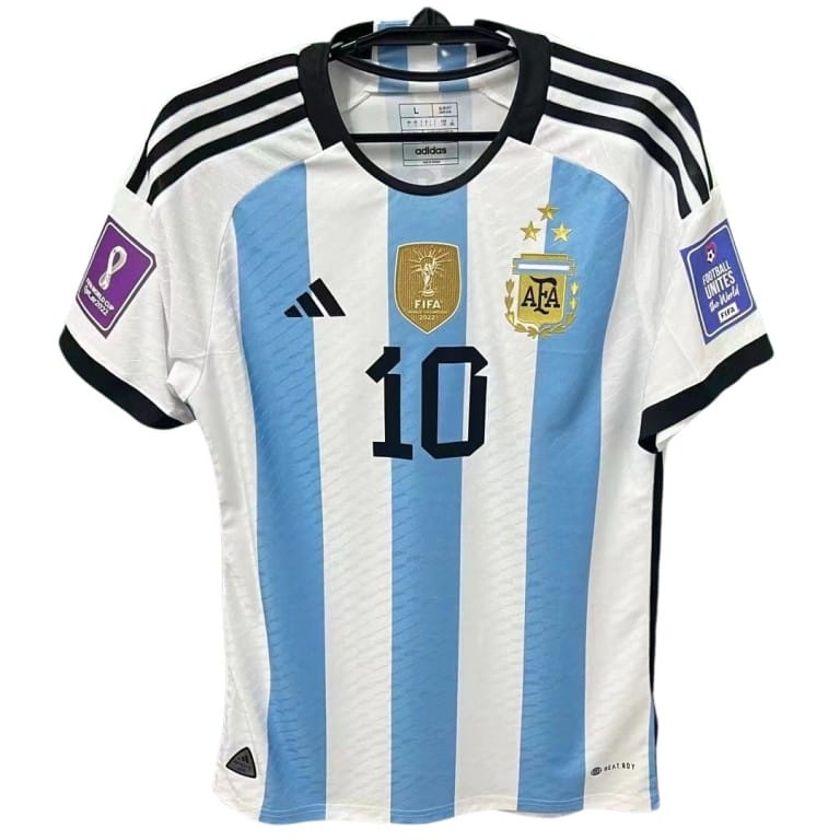 Camiseta Selección Argentina Messi 10 Campeón del Mundo 3 Estrellas 2022/23 adidas