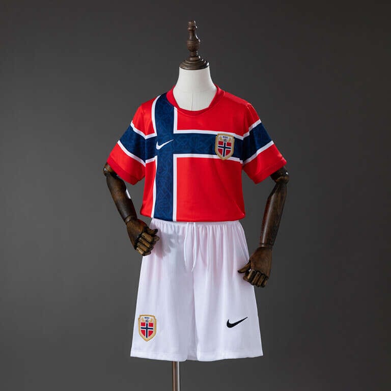 Kit Niños Noruega Local Mundial 2026