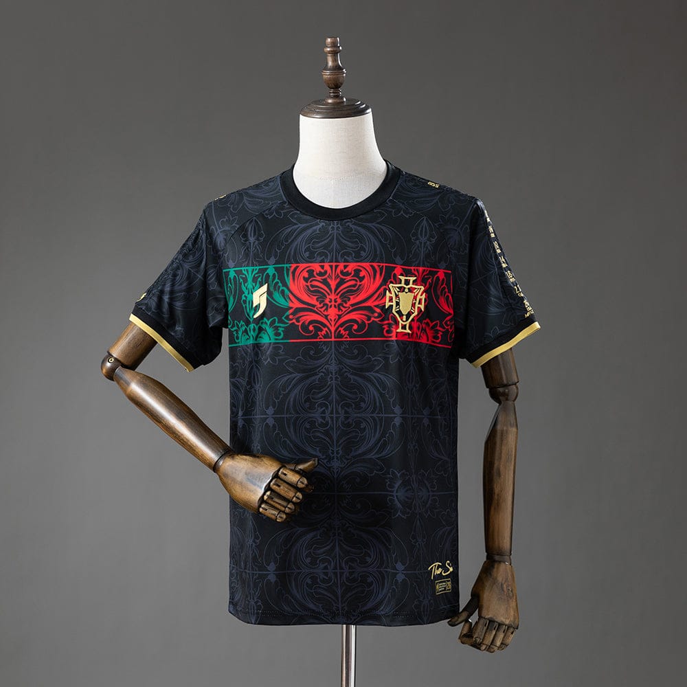 b291df97.jpg Camiseta Portugal Edición Especial Black
26/27 Adultos - Imagen 1